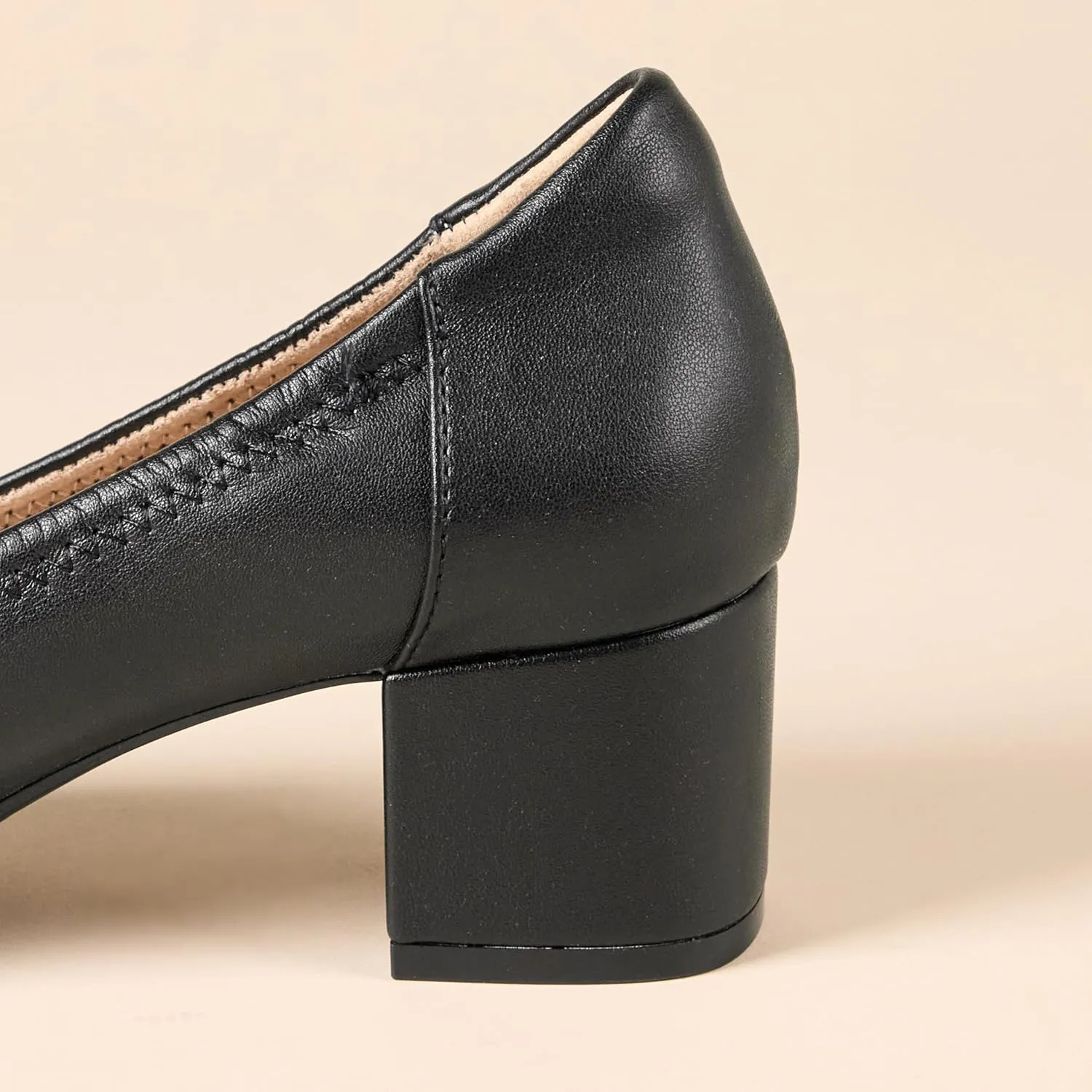 Amazon Essentials Women's Ballet Pump