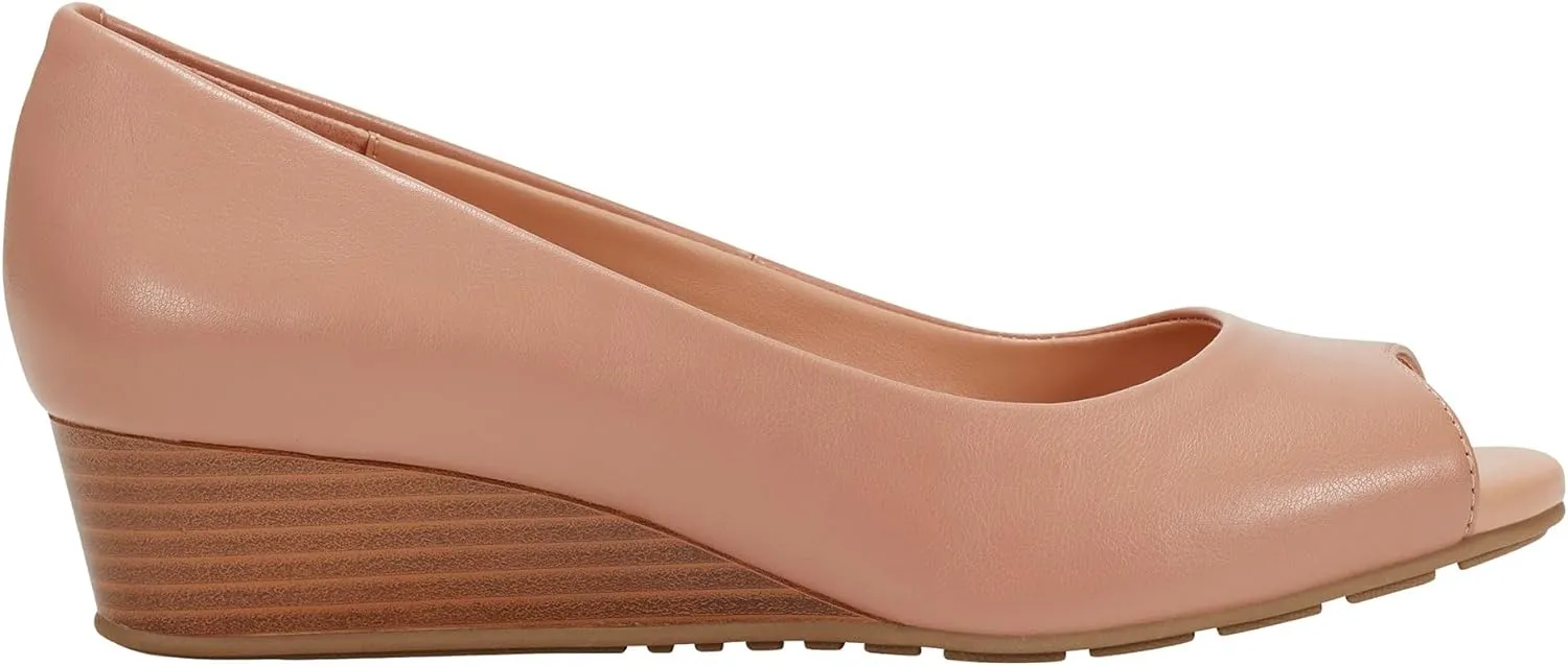 Bandolino Women's Candra Pump