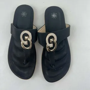 Black Flat Flip-Flop With Diamante And Gold Colour Toe Feature 8