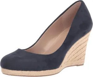 CHARLES BY CHARLES DAVID Women's Simple Pump