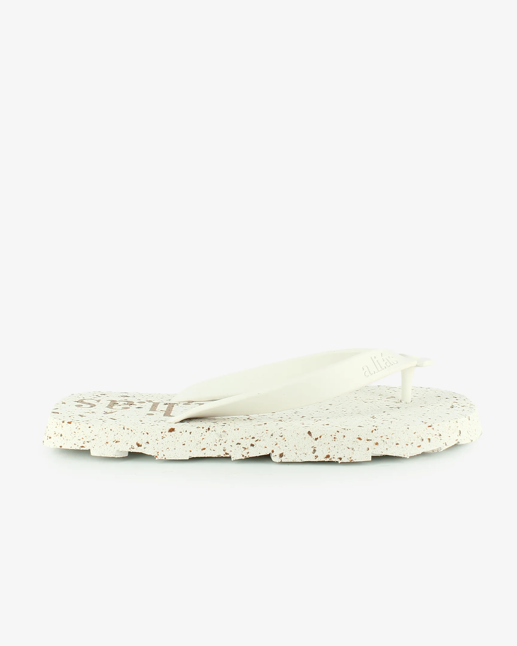 Flos Recycled Rubber Flip Flops | White