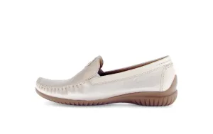 GABOR - 66.090.82 FLAT LOAFER - GOLD/CREAM