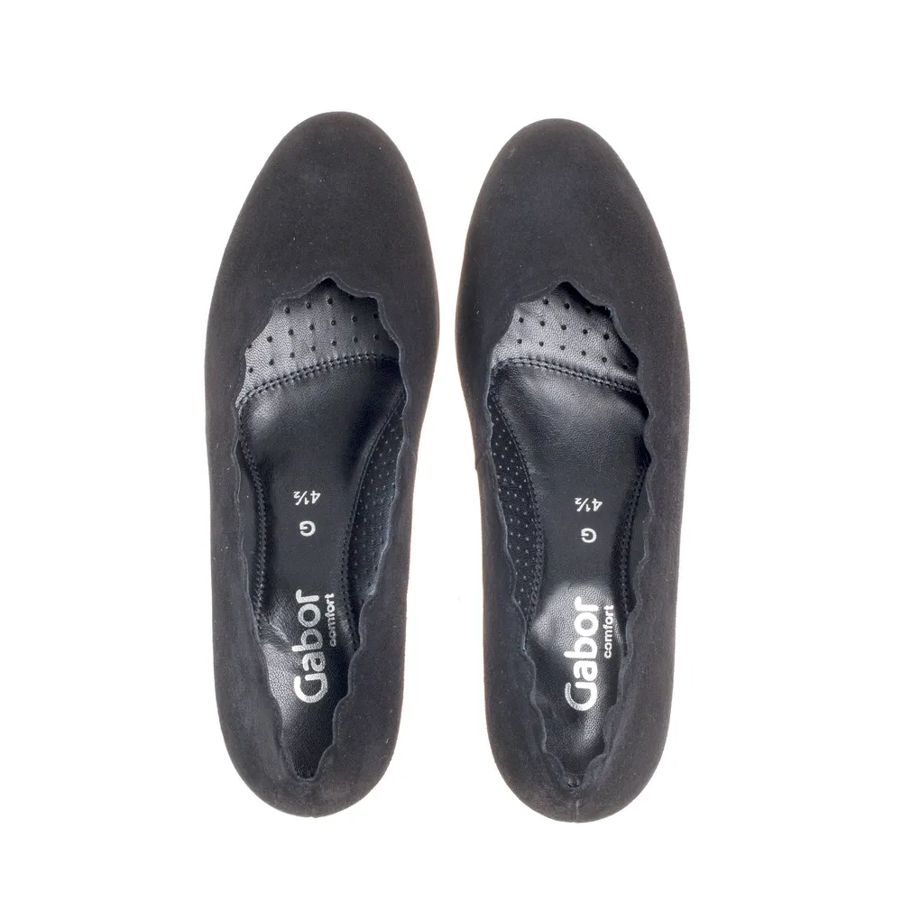 GABOR 92.221.47 SCALLOPED EDGE PUMP BLACK SUEDE