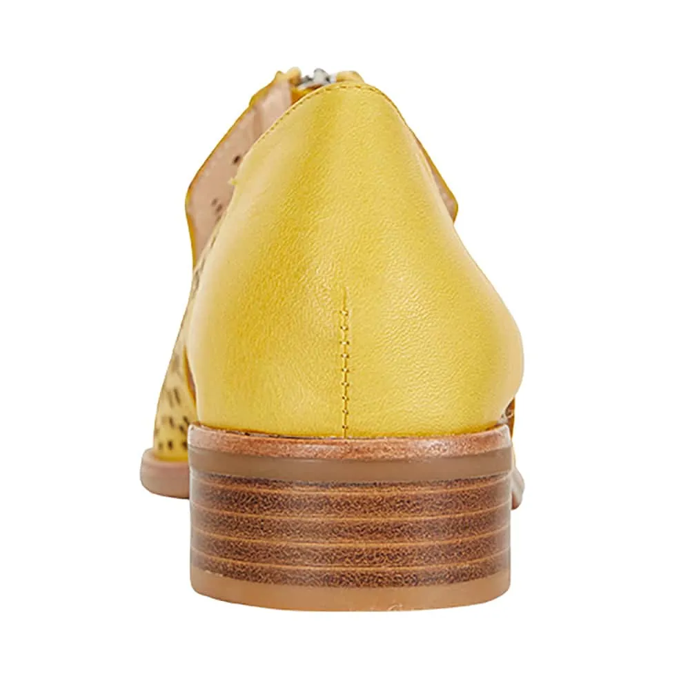 Hanover Loafer in Yellow Leather