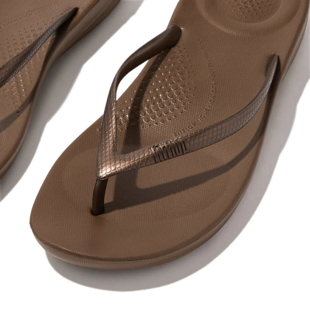 Iqushion Ergonomic Flip-Flops in Bronze