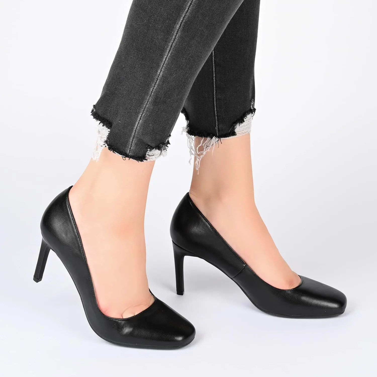 Journee Womens Monalee Tru Comfort Foam Square Toe Mid Heel Pumps
