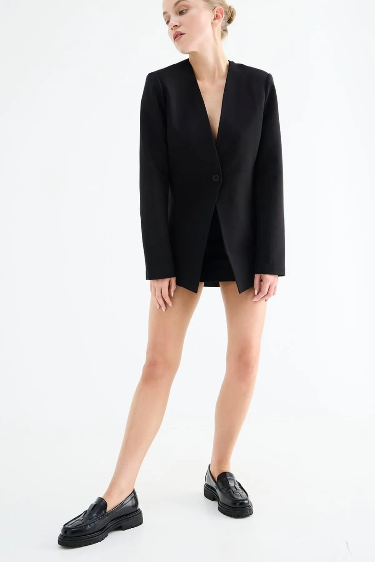 La Tribe Zoe Loafer - Black