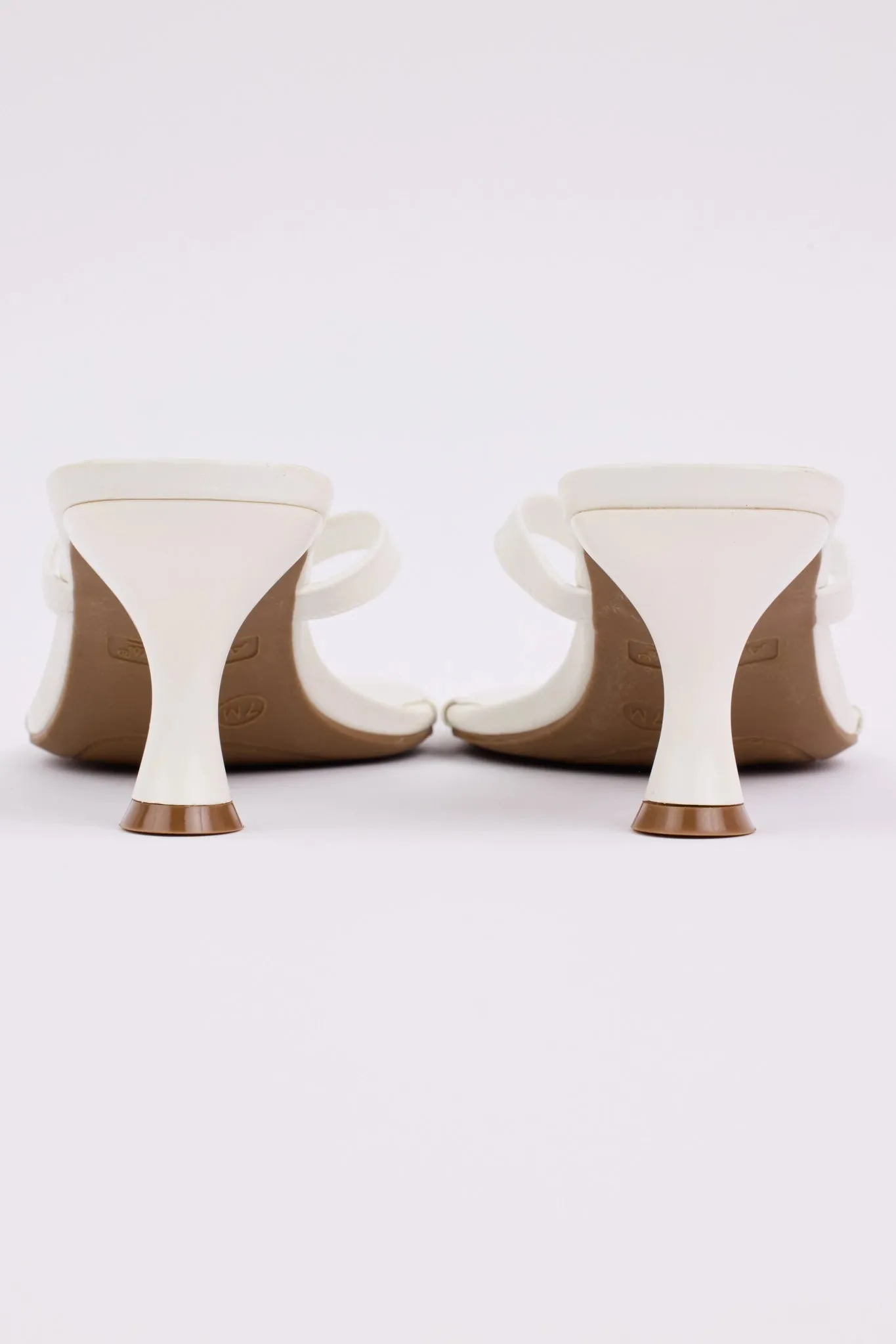 Lindy Heels- White