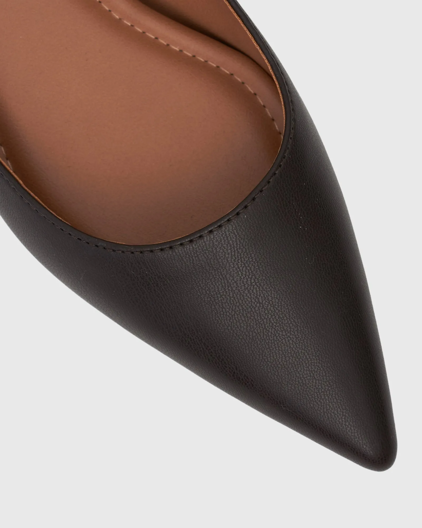 MICKEY Vegan Low Heel Pumps