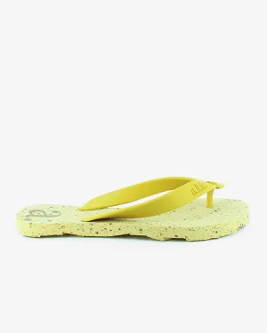 Nalu Recycled Rubber Flip Flops | Celery