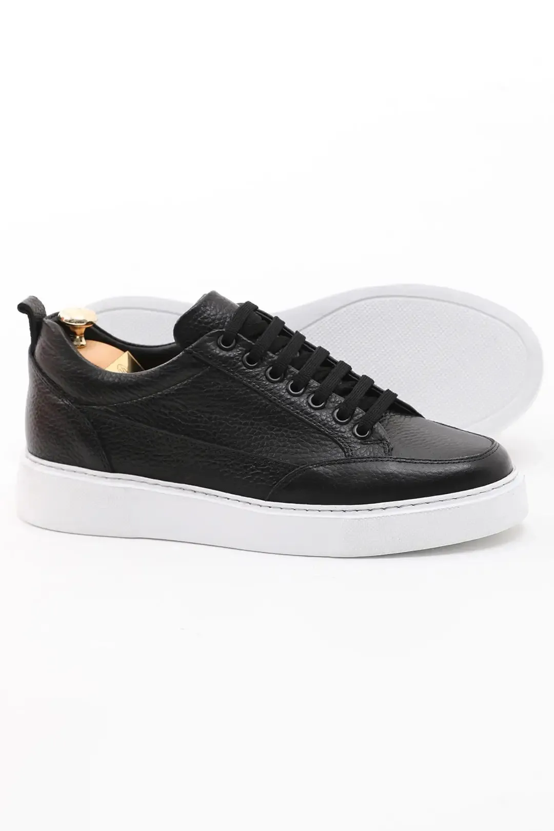 Onyx Luxe Sneaker