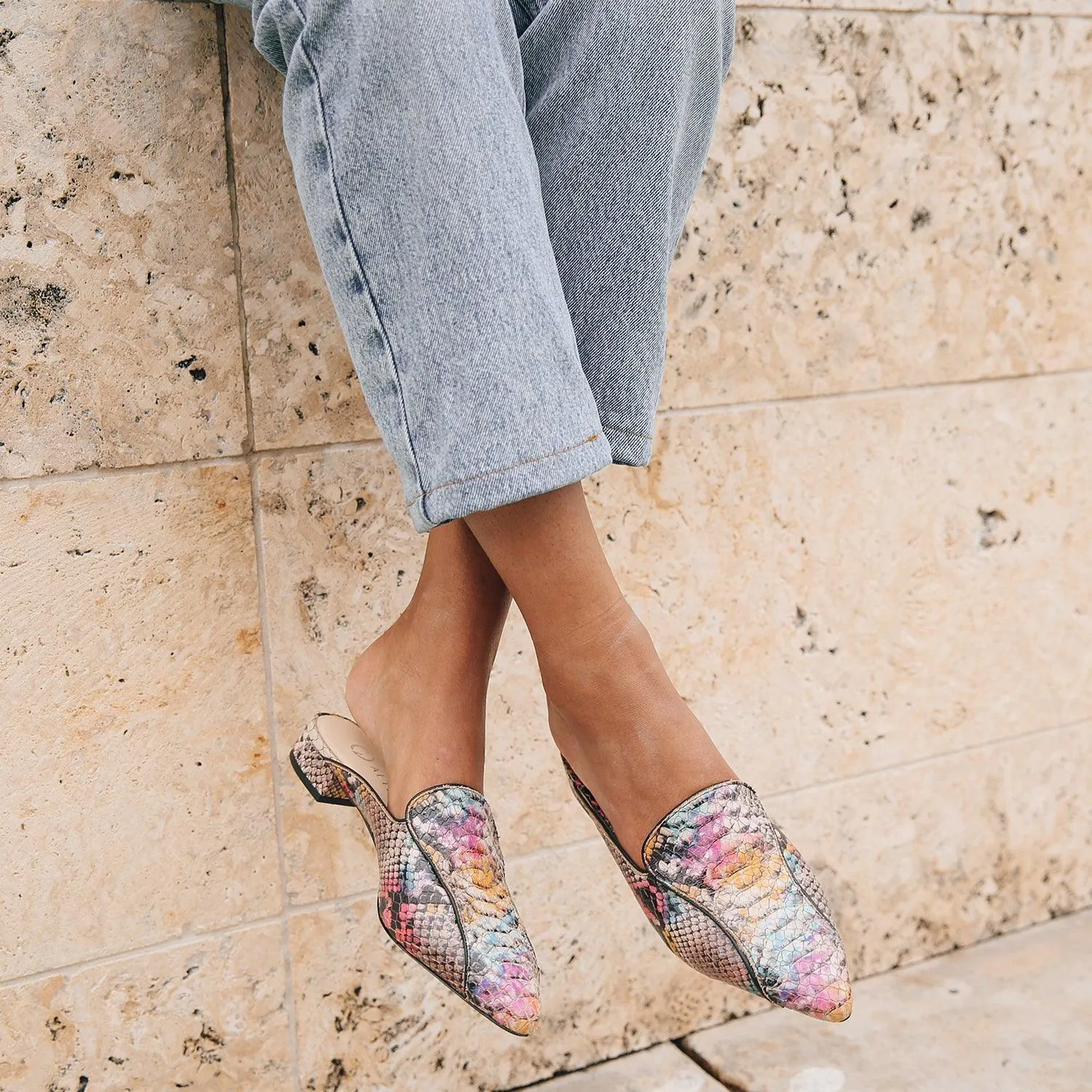 Painted Snake Pointed Loafer