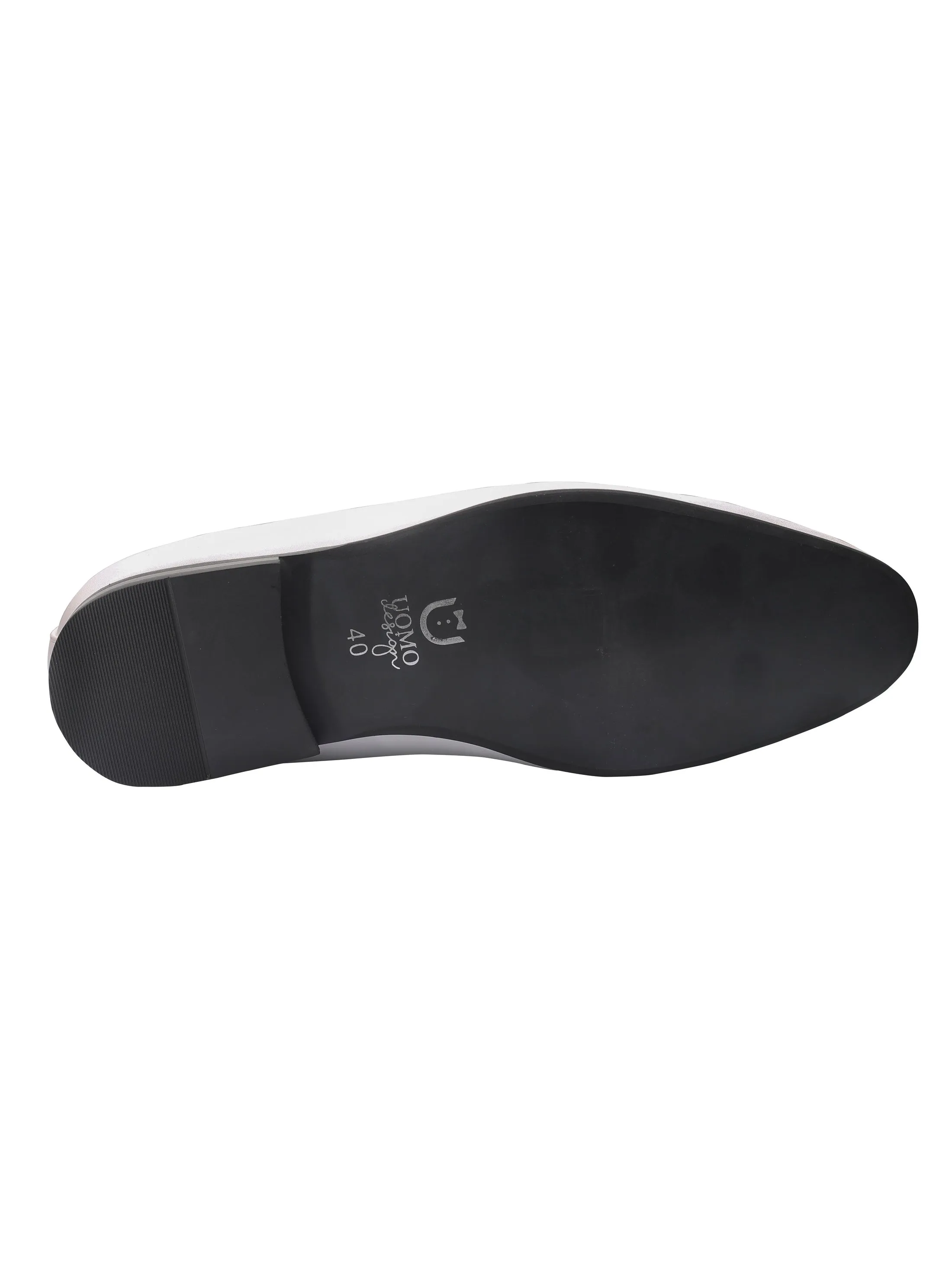 PATENT LOAFERS WITH BOW TIE