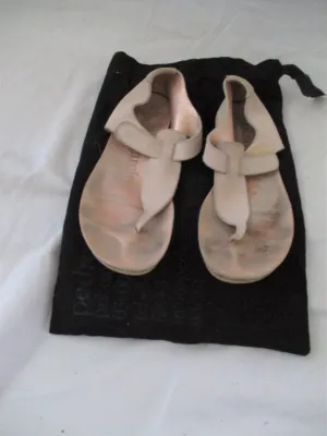 PEDRO GARCIA JULIA T-STRAP Leather Flip Flop SANDAL SHOE Thong 36.5 BEIGE GOLD