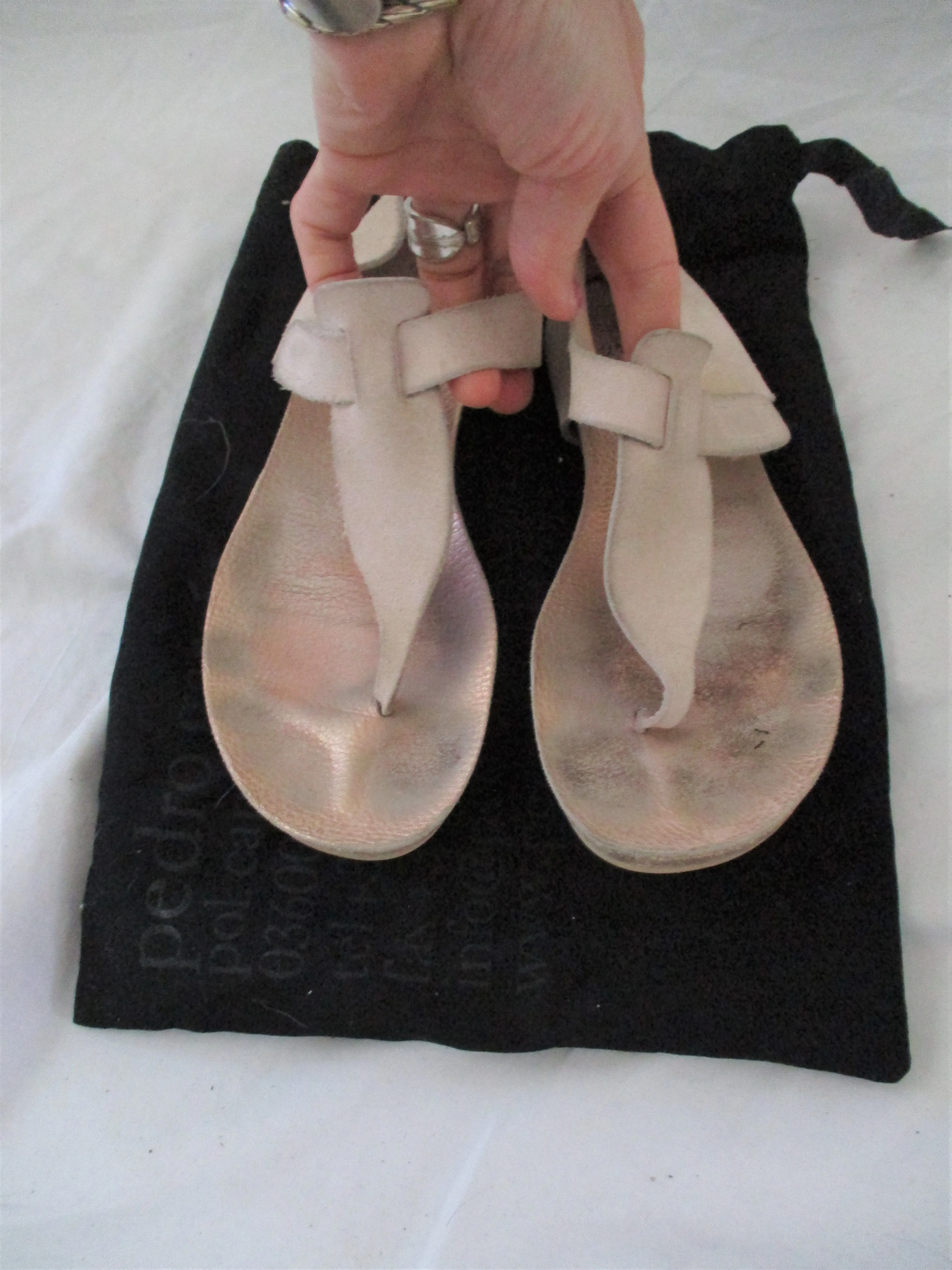 PEDRO GARCIA JULIA T-STRAP Leather Flip Flop SANDAL SHOE Thong 36.5 BEIGE GOLD
