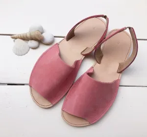 Peep toe sandals