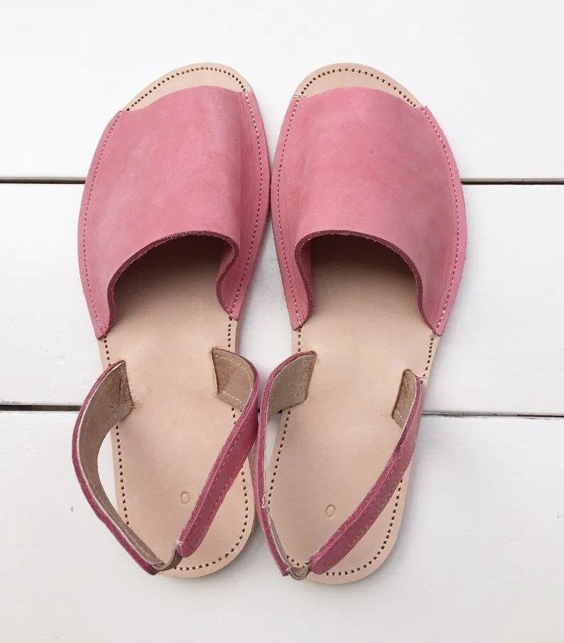 Peep toe sandals