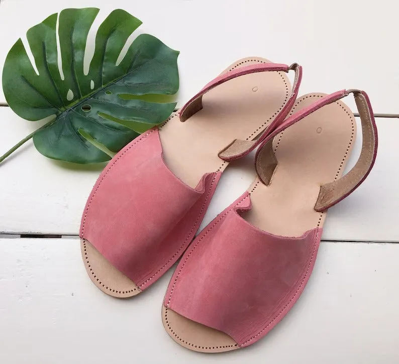 Peep toe sandals