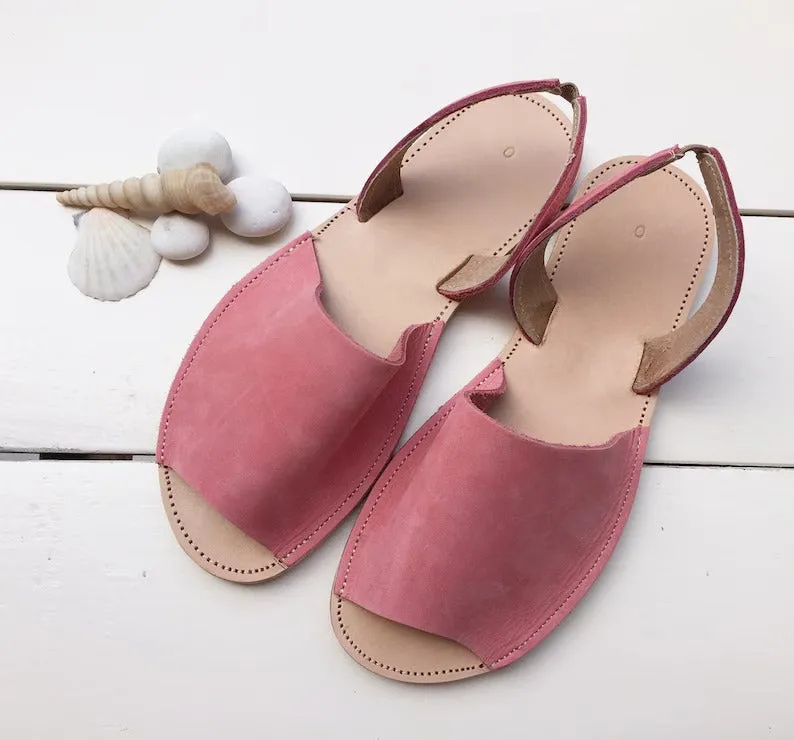 Peep toe sandals