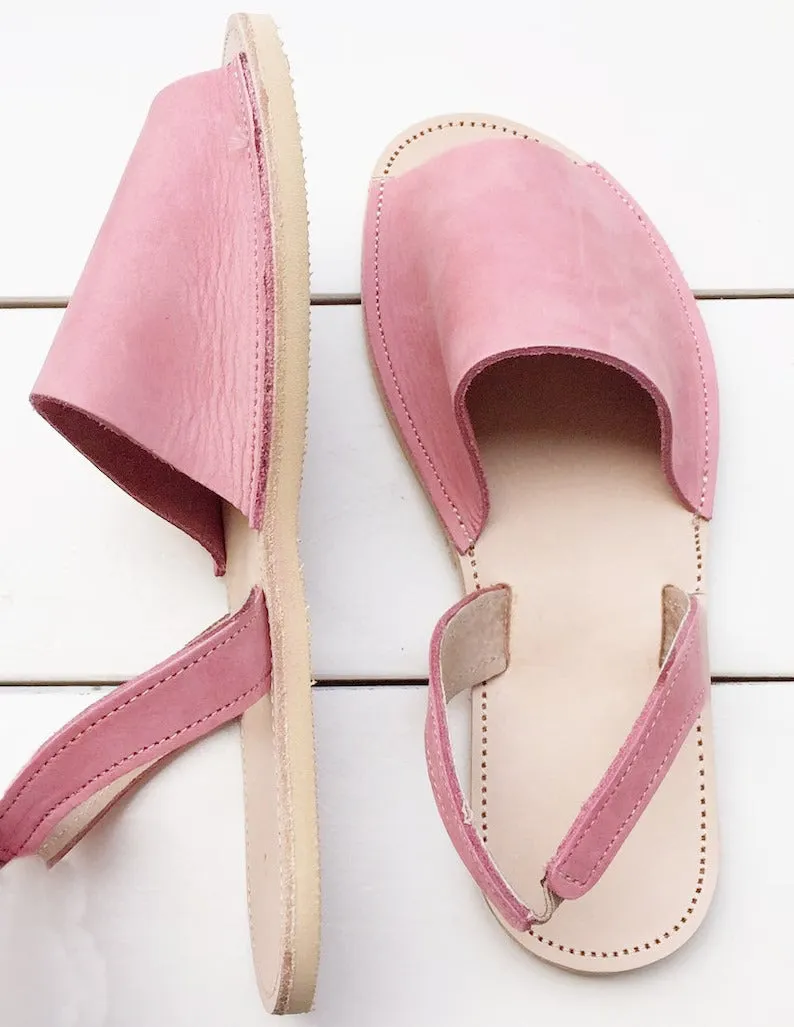 Peep toe sandals