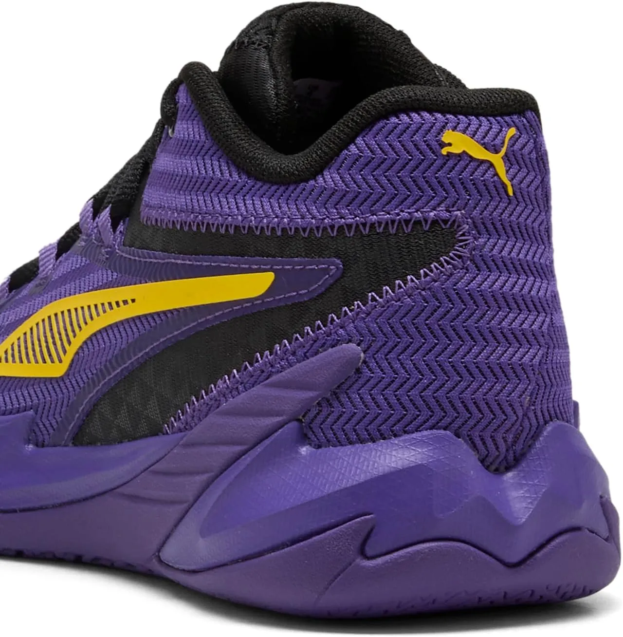 PUMA Men's Dagger Basketball Shoes Sneaker