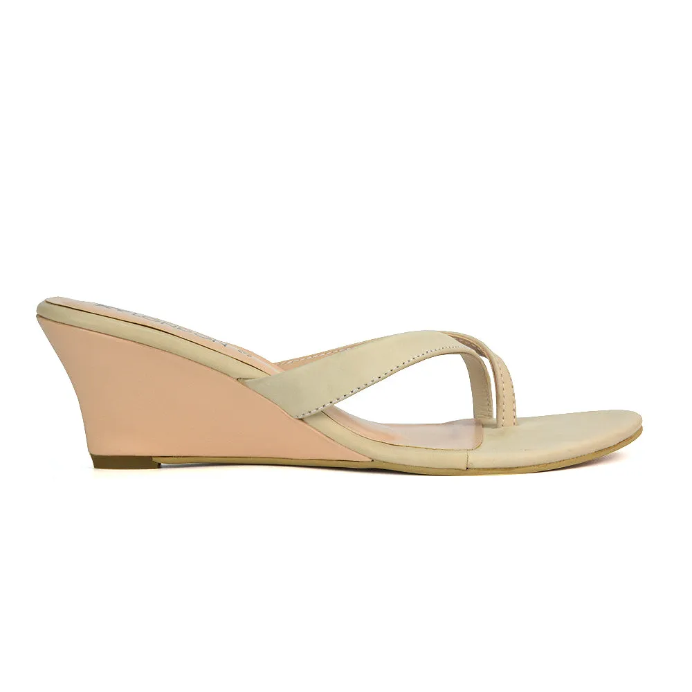 Shona Toe Post Slip On Flip Flop Low Wedge Heel Sandal Mules in Black