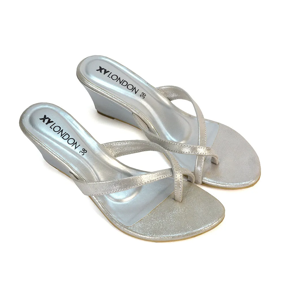 Shona Toe Post Slip On Flip Flop Low Wedge Heel Sandal Mules in Black