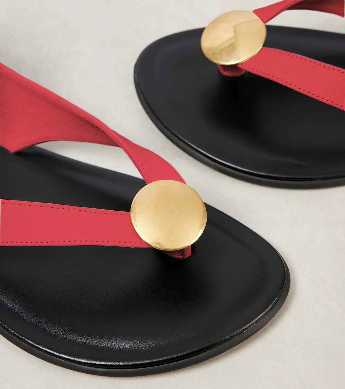 Suede Flat Sandals for Women Cute Ankle Strappy Thong Sandals Ladies Summer Dress Flip Flops with Metal Circular