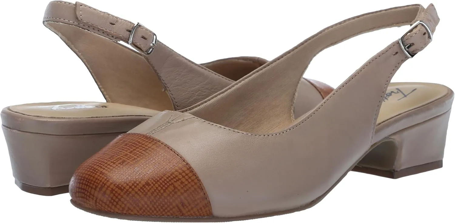 Trotters Women's DEA Ballet Flat