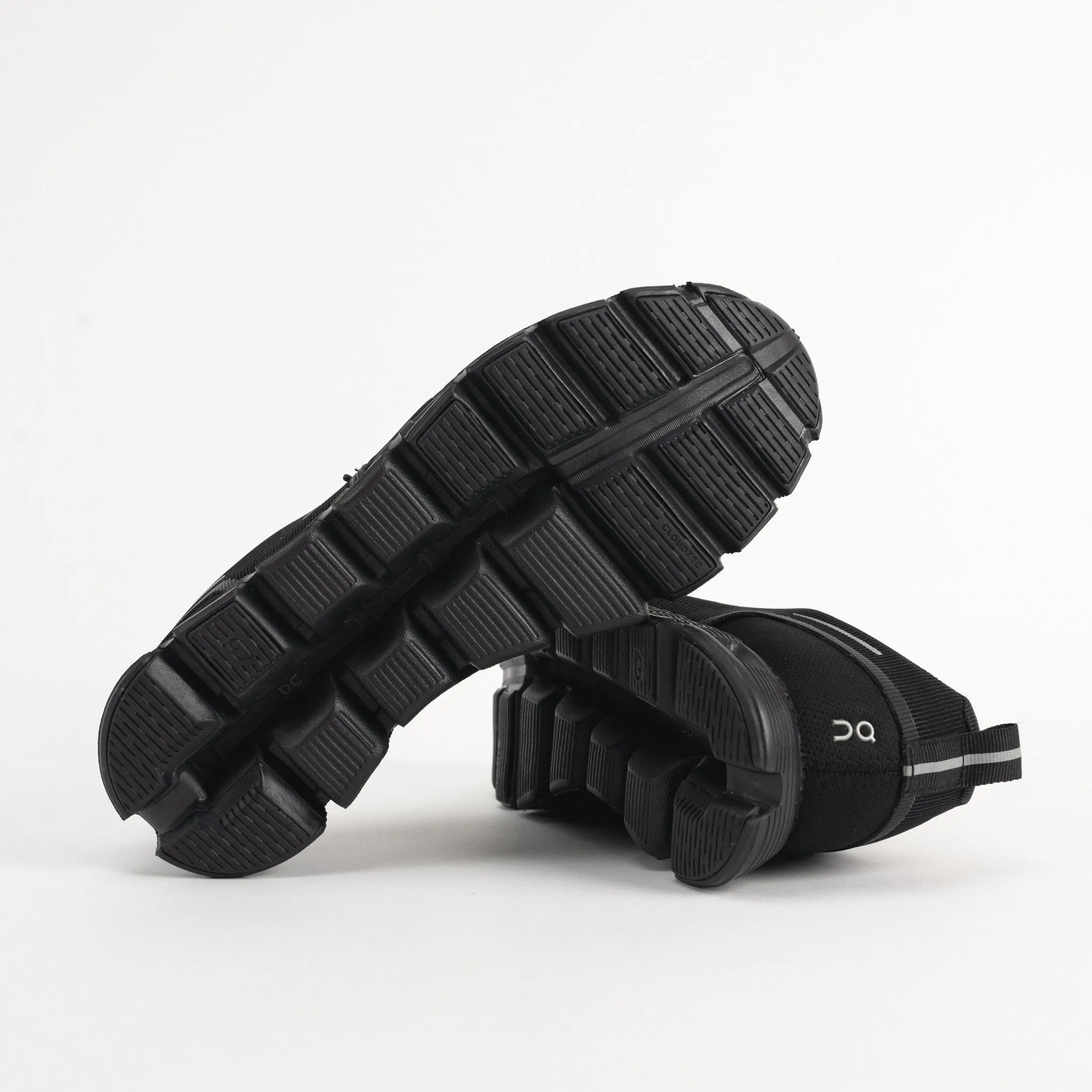 W-CLOUD 5 WP - ALL BLACK - MESH