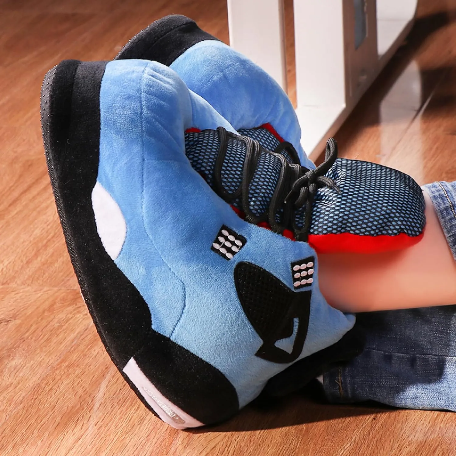 Warm Plush Sneaker Slippers, Trendy Anti-Slip Furry Soft House Shoes Fluffy Unisex Comfy Home Slides One Size Fits Most Indoor Outdoor