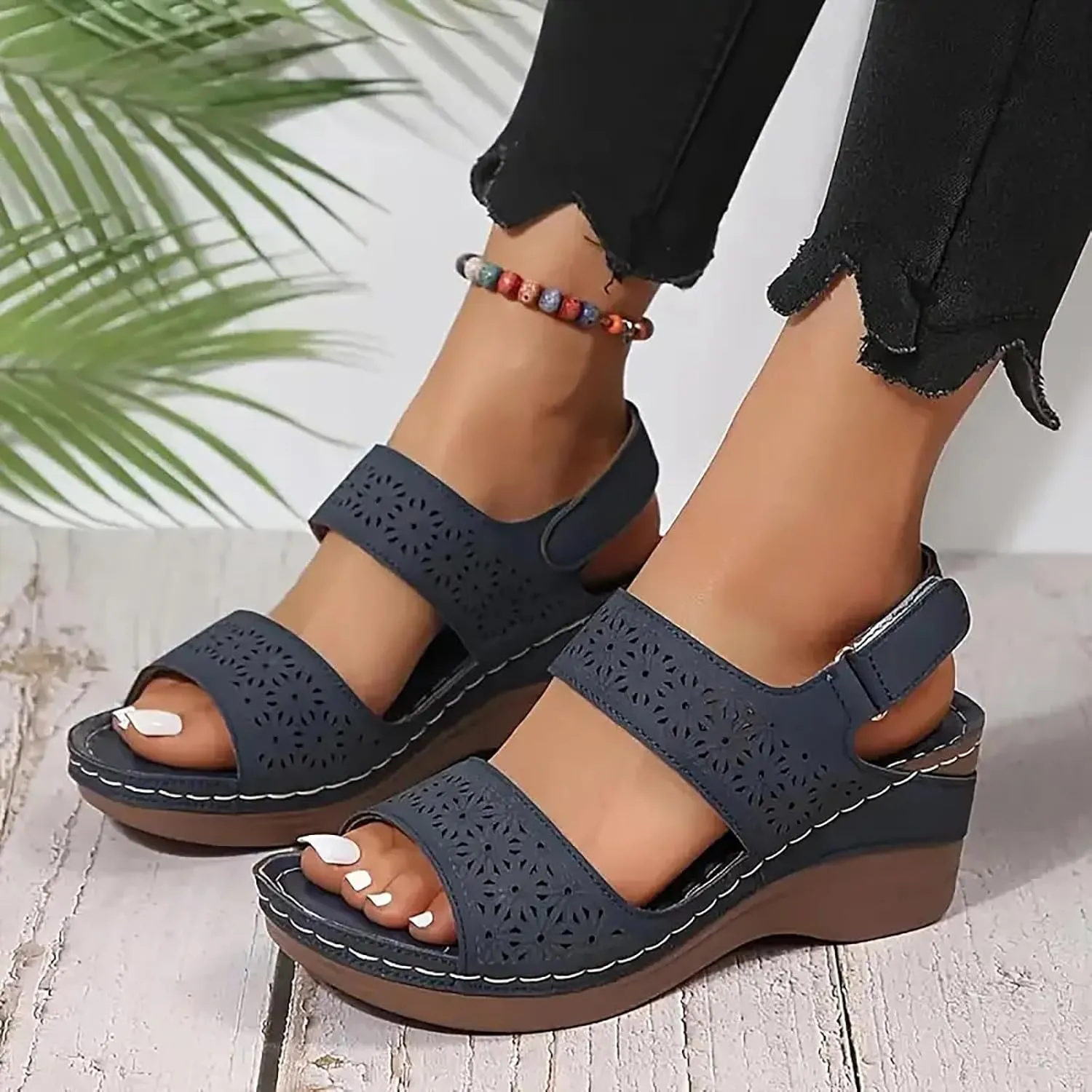 Women’s Open Toe Crisscross Straps Wedge Sandals Orthopedic Dressy Wedges Sandal Walking Casual Beach Slingback Retro Hook Loop Slip-on Slip on Comfort Arch Support Ankle Strap Summer Shoes
