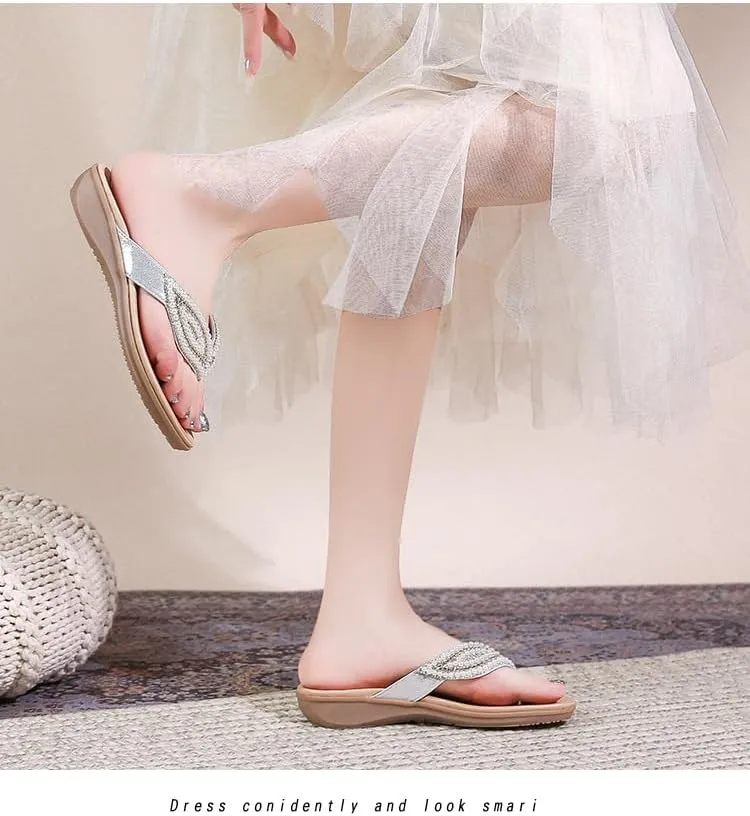 Women's summer flat sandals, flip-flops, rhinestone accessories, outdoor beach